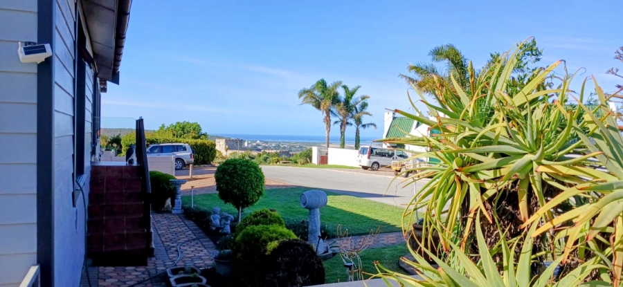 3 Bedroom Property for Sale in Stilbaai Wes Western Cape